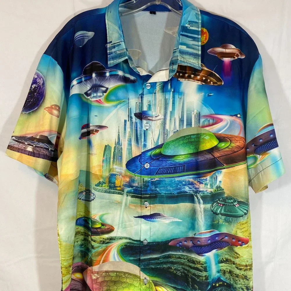 Alien Invasion Graphic Print Short Sleeve Button Down Shirt NWOT Women's Size L - Picture 5 of 12